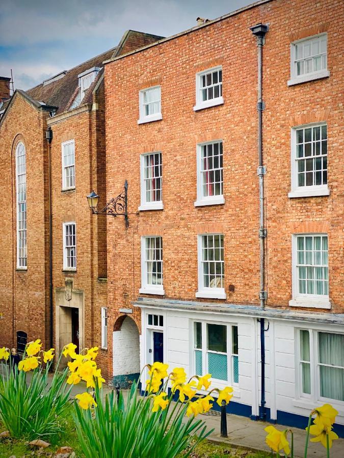 Pass The Keys Superbly Located Handsome Georgian Townhouse Shrewsbury Exterior foto
